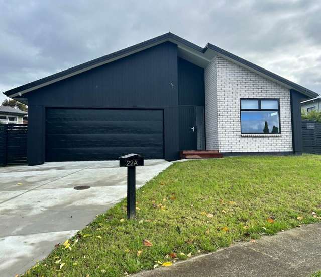 Newly Built Tuakau Home: Modern Elegance and  ...