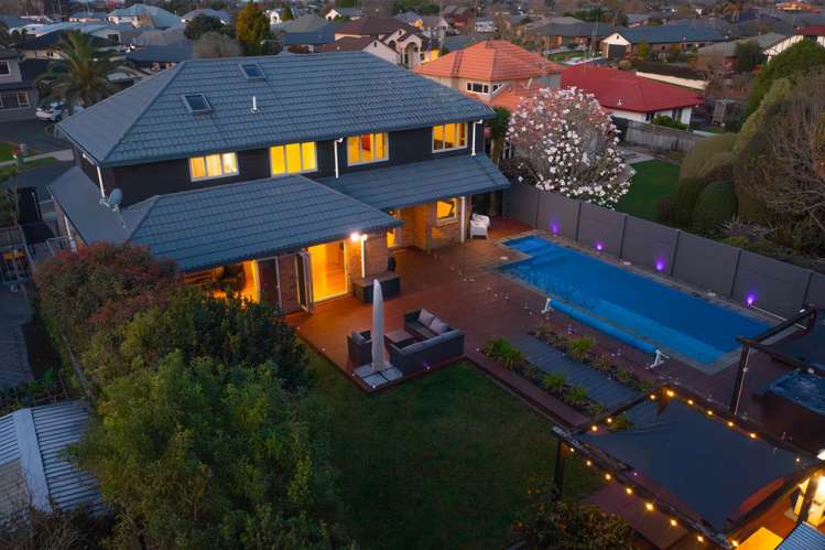 5 Keswick Crescent Huntington_37