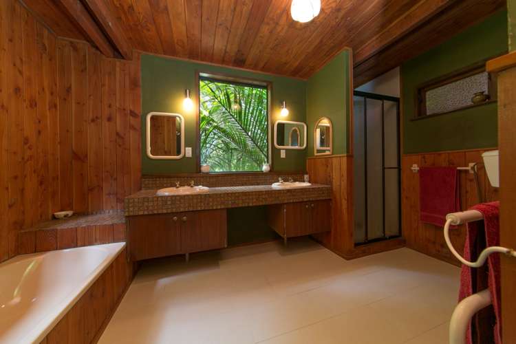 65 Otitori Bay Road Titirangi_12