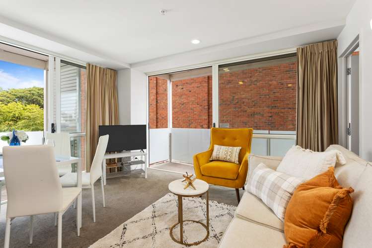 1004/10 Waterloo Quadrant Auckland Central_2