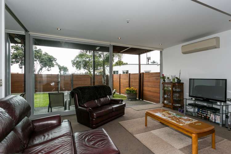 B104-14 West Quay Ahuriri_6