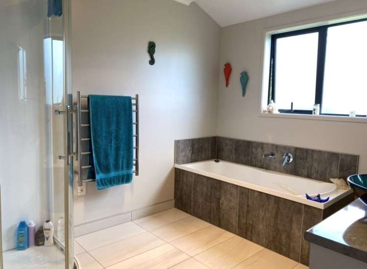 277 Valley Road Kaiwaka_11