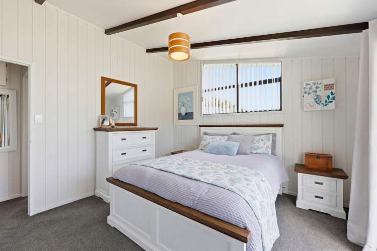 6 Vela Place Clarks Beach_25