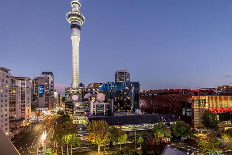 701/147 Victoria Street West_1