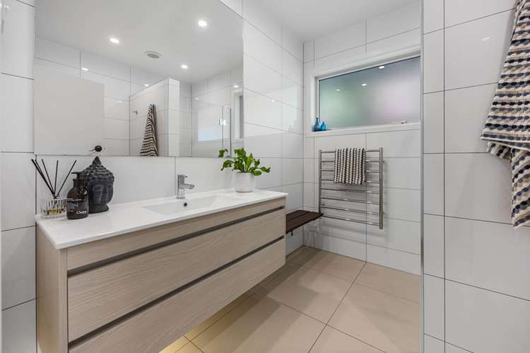 15 Rewa Road Three Kings_15