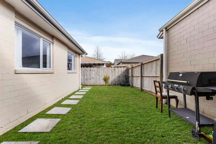 8 Popokatea Drive Takanini_23