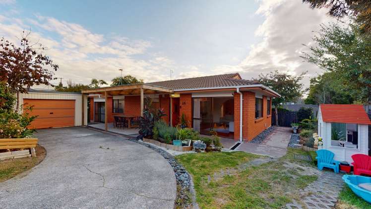 2/9 Ciprian Place Henderson_15