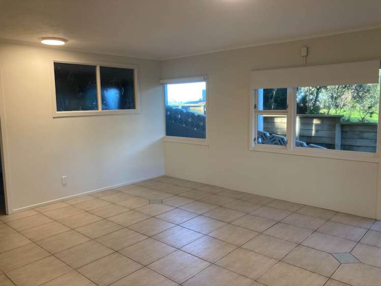 2/331 Hibiscus Coast Highway Orewa_4