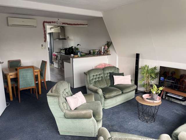 2/43 Brockworth Place Riccarton_1