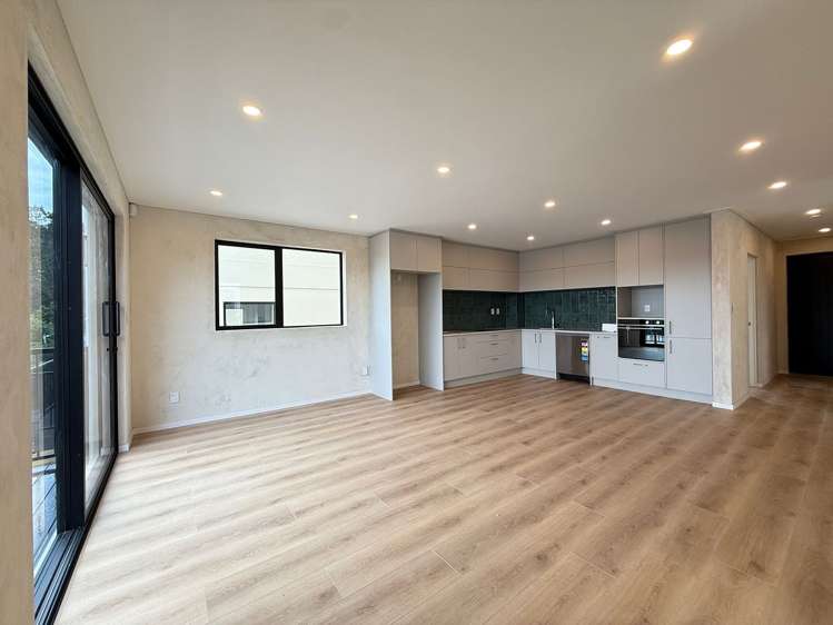 86 Tiriwa Drive Massey_6