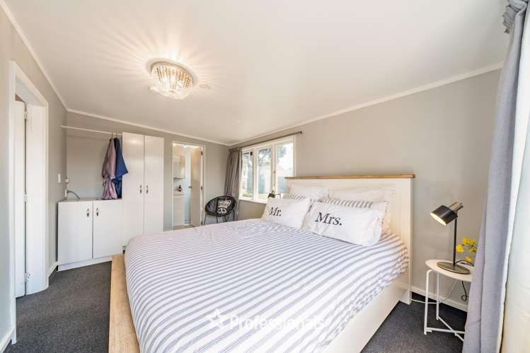 29 Richmond Grove Woburn_8