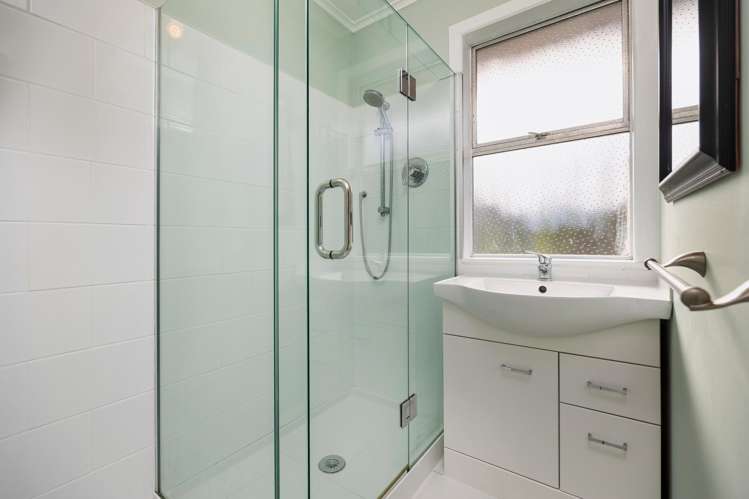 1/8A Allendale Road Mt Albert_9