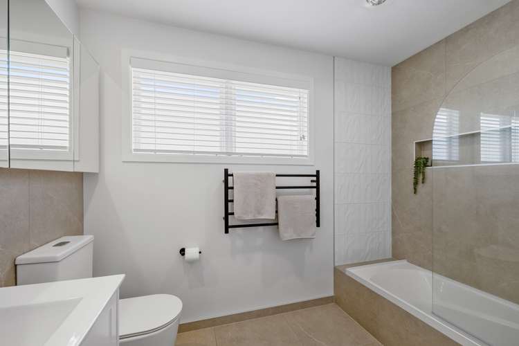 9 Trafalgar Street Westown_12