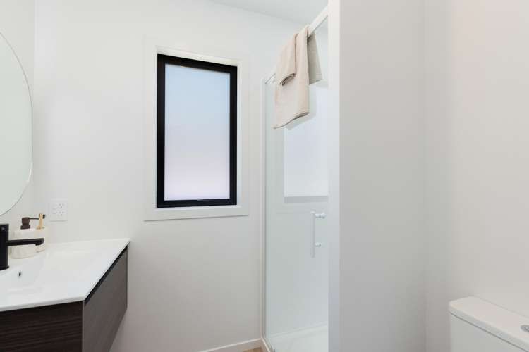 1/81 Neale Avenue Stoke_11