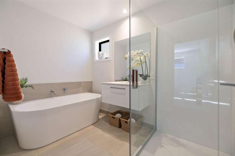 117-135 Howden Drive, Hanley's Farm Jacks Point_21