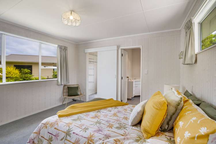 52 Parakai Street Paraparaumu_10