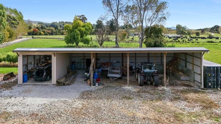 120 Patons Rock Road Patons Rock_34