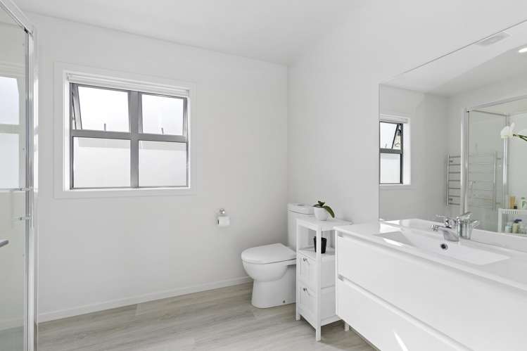 1115c High Street Taita_7