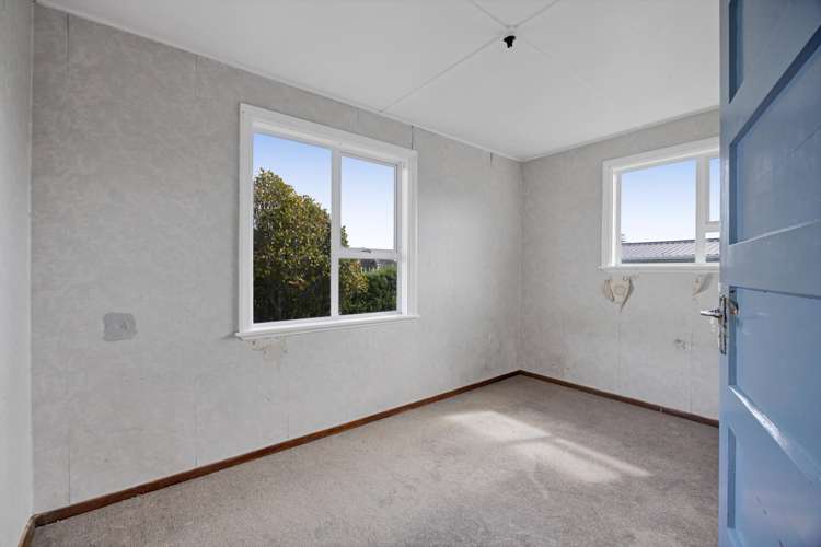 65 Domett Street Opunake_17