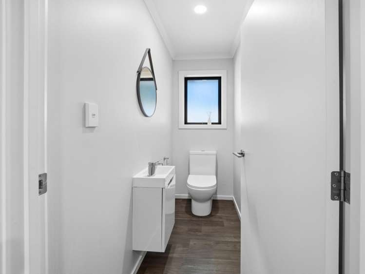 7 Woodham Drive Allenton_17