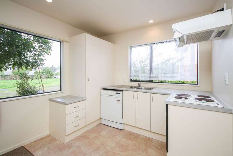 12/1 Melview Place New Lynn_25