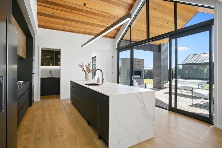 7 Artistic Avenue Leamington_7