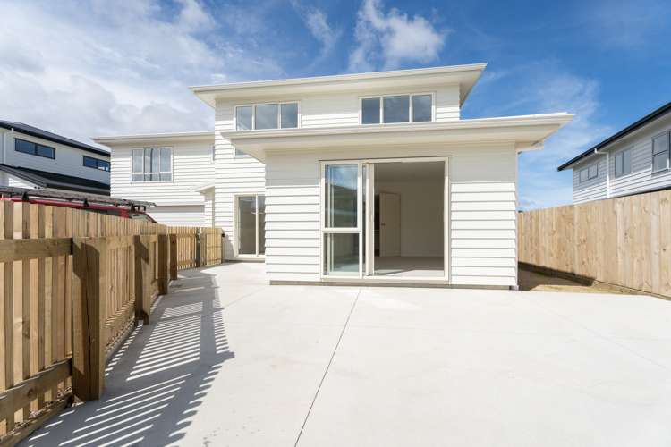 7 Pine Hill Rise Churton Park_30