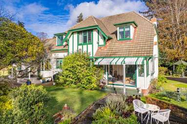 33 Riverbank Road_3