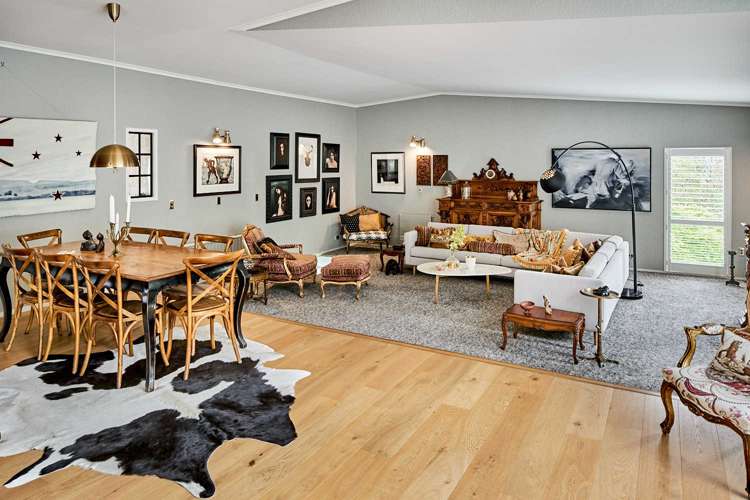 15 Waitohu Road York Bay_7