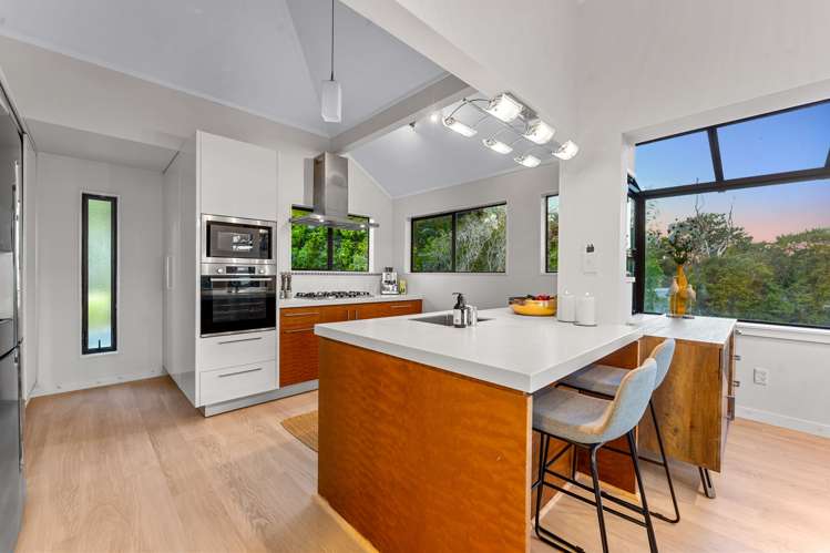 78 Island Bay Road Coastal Beach Haven_13