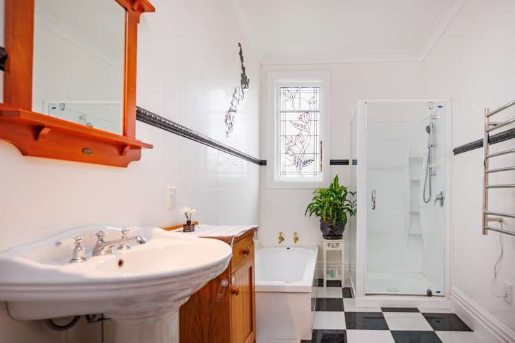 11 Kings Court Roslyn_11