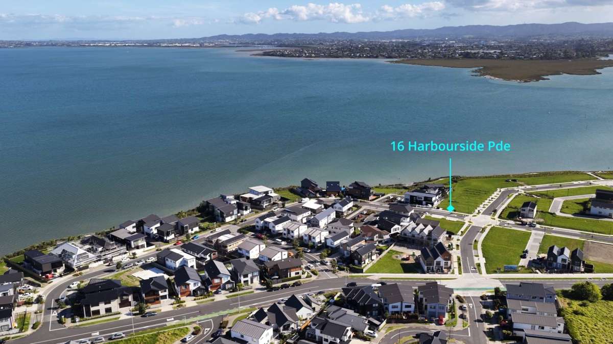 16 Harbourside Parade_4