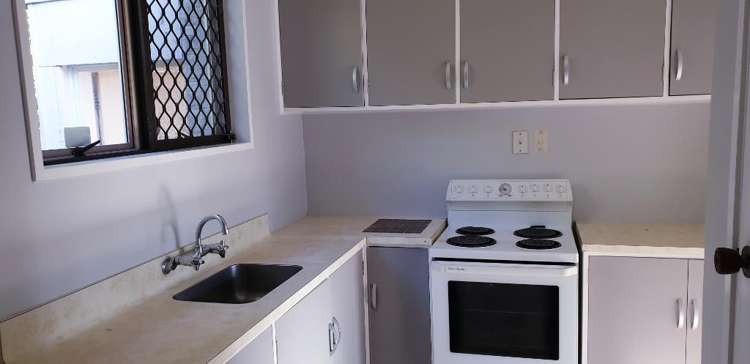 2/801 Hastings Street North 10490_7