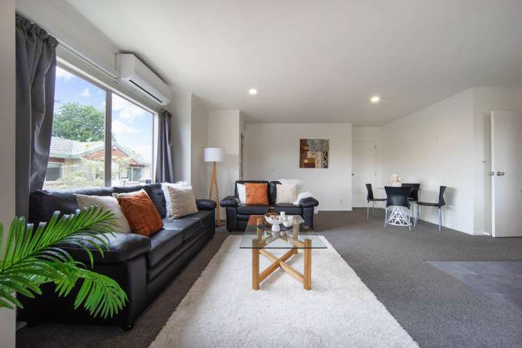 10/520 Don Buck Road Massey_3