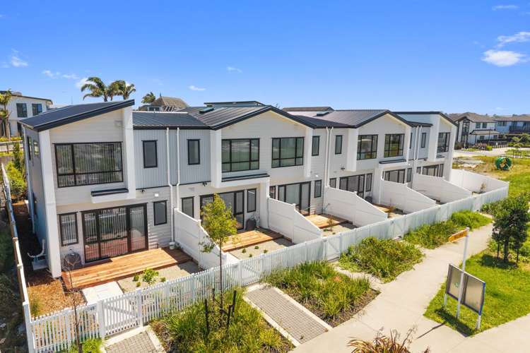 39 Observation Green Hobsonville_19