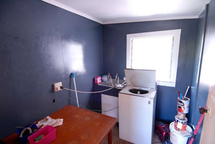 11 Wharf Road Karamea_10