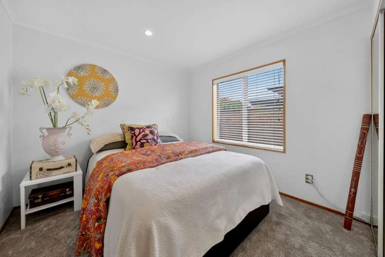 76 Fairway Drive Shirley_18