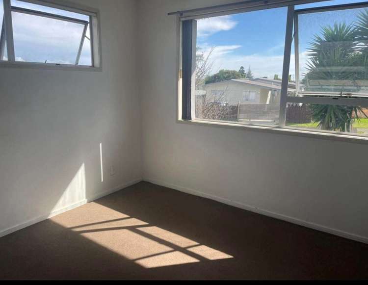 5 Yearsley Place Manurewa_7