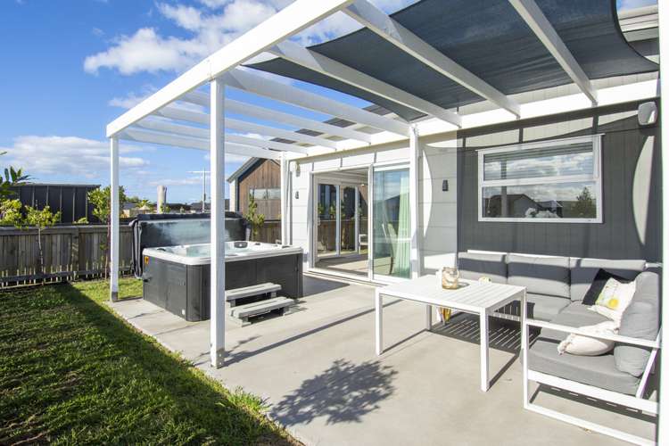 19 Parkside Mews Papamoa_13