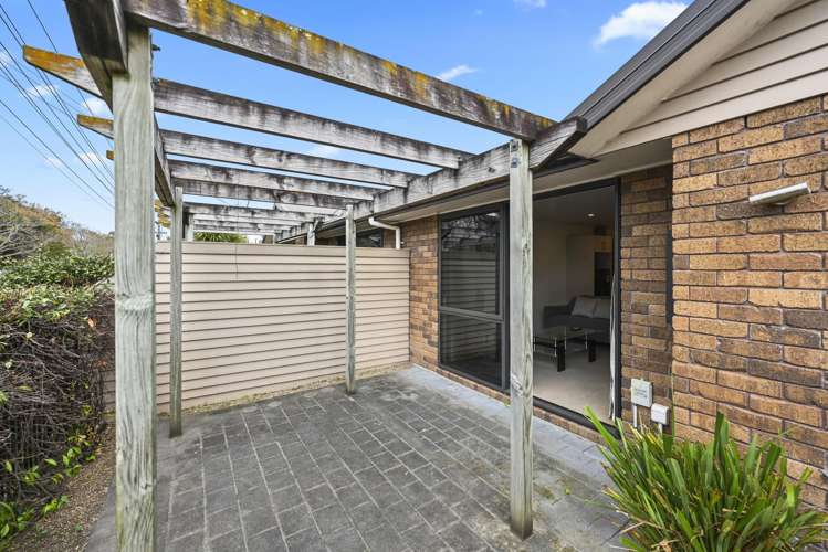 5/240 Old Farm Road Hillcrest_11