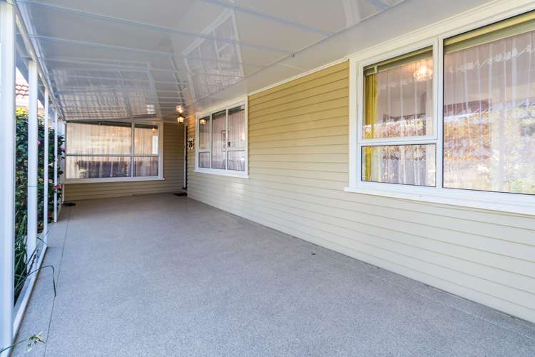 76 Sylvan Crescent Te Atatu South_9