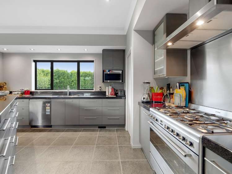 8 Devine Drive Rolleston_14