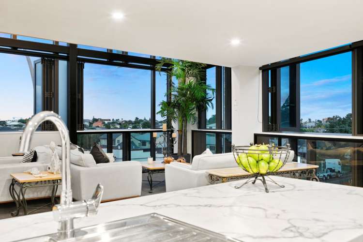 14/436 Maunganui Road Mount Maunganui_3