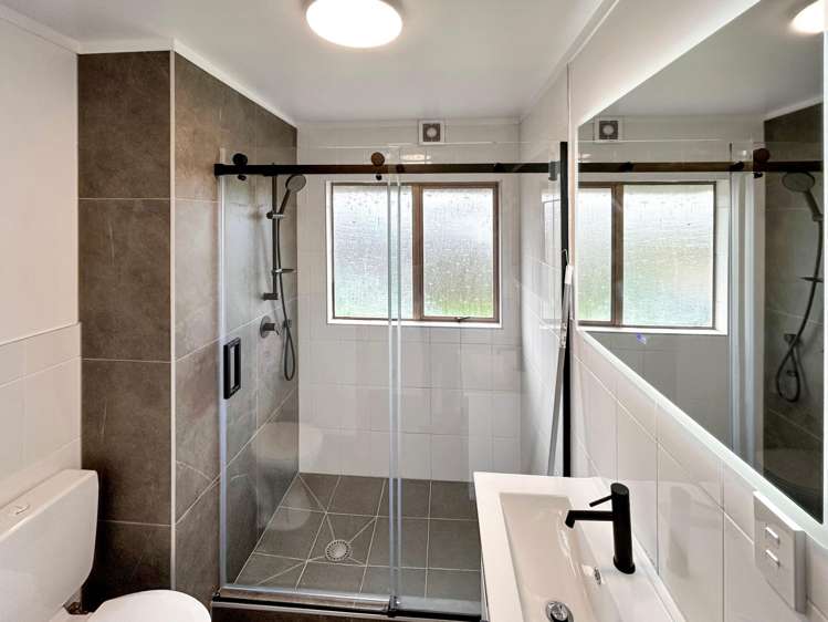  2/773 Beach Road Browns Bay_2