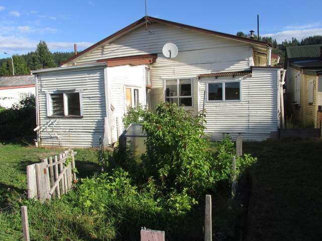 100 Broadway Reefton_4