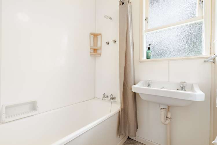 17 Hilling Street Titirangi_10