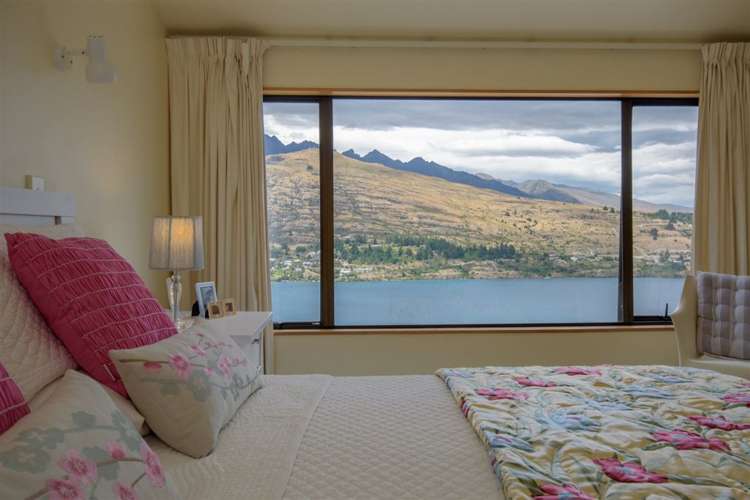 33 Woodlands Close Queenstown_11