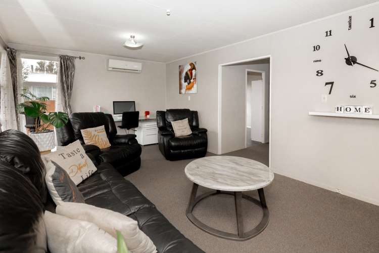 19 Halswell Crescent Westbrook_5