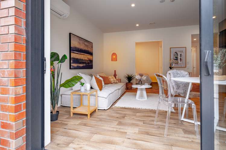 Live-Work Apartments, 98 Gorge Road Queenstown_0