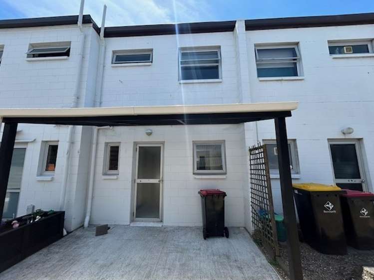 7/20 Miro Street 11229_15